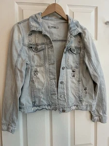 Refuge Denim Womens Lt Blue Jean Jacket Size Lrg Distressed Pockets Long Sleeve - Picture 1 of 10