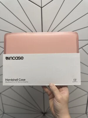 MacBook Pro 2013/14/15 Retina 13 Inch Incase Pink Rose Hardshell Plastic Case - Image 1 of 4