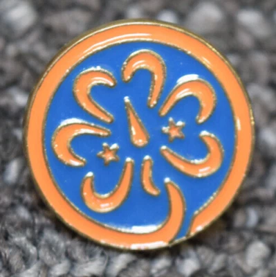 Girl Scout World Association Pin Gold Blue Trefoil Pin Back for Vest - Image 1 of 4