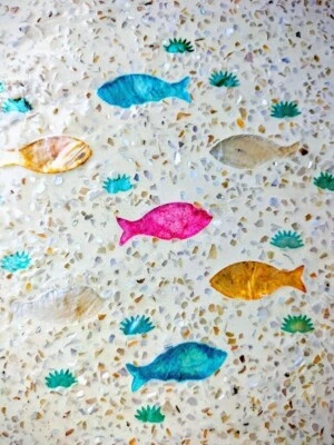 Stunning pair of Mother of Pearl Rattan Serving Trays - Image 1 of 4