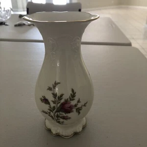 VTG Rosenthal Moliere Porcelain Floral Vase Moosrose 2984 Germany 5-3/4” Tall - Picture 1 of 5