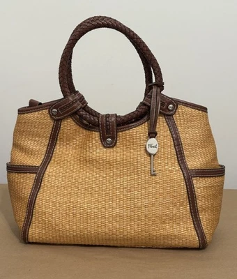 Cartera tipo hobo marrón con mango de cuero de paja tejida mediana FOSSIL ZB2591 Foto 1 de 4