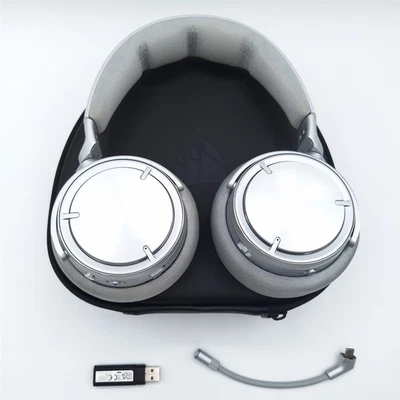 Corsair Virtuoso MAX Wireless Gaming Headset, PC, Mac, PS5/PS4 – Silver - Image 1 of 3