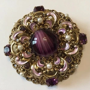 VINTAGE WEST GERMANY PURPLE RHINESTONE PEARL & ENAMEL BROOCH - Picture 1 of 2