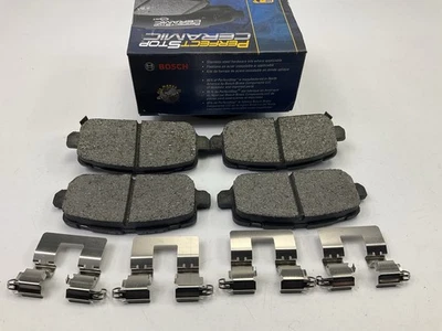 Pastillas de freno de disco cerámicas de parada perfecta traseras Bosch para Honda HR-V 2016-2020 Foto 1 de 4