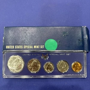 1965 Special Mint Set Coins In Genuine Mint Set Holder & Government Box - Picture 1 of 12