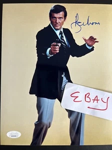 Roger Moore James Bond 007 Photo Autograph 8x10 SIGNED JSA COA - Picture 1 of 3
