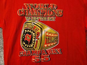 Tampa Bay Buccaneers Champa Bay 55 Graphic T Shirt Large Red Superbowl Ring 