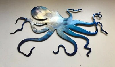 Pulpo del océano - Arte de pared de metal - Teñido de azul 13" x 8" Foto 1 de 2