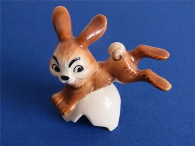 Goebel Figur Porzellanfigur Hase auf Eierschale Osterfigur Ostern Top Zustand - Bild 1 von 4