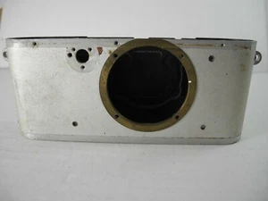 CARCASA DE CUERPO LEICA III BONITA SIN CUERO PERO SE LIMPIARÁ PARA CUERO NUEVO SIN GRIETAS - Imagen 1 de 8