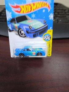 Porsche 934 turbo RSR Falken Target exclusivo de Hot Wheels - Imagen 1 de 7