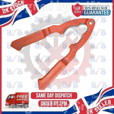 STRONG NUT CRACKER NUTCRACKER WALNUT HARD SHELL GRIP REMOVER OPENER PLIERS TOOL - Image 1 of 4