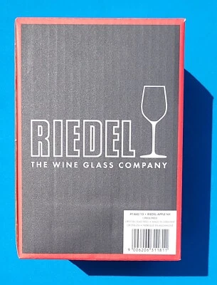 NUEVO Riedel 1460/13 Clásico Cristal Fino Vidrio Apple NY Decantador Transparente Foto 1 de 4