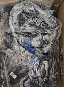 ** JOB LOT ** 50 x VGA Male to Male Monitor Cable 50 Units ** JOB LOT ** - NEW - Afbeelding 1 van 3