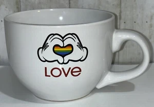 Disney Rainbow Love Pride Collection Jumbo 24 oz Soup / Coffee Mug Mickey Heart - Bild 1 von 6