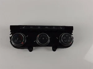 M1069 VW CLIMATE CONTROL 5G0907426P - Picture 1 of 9