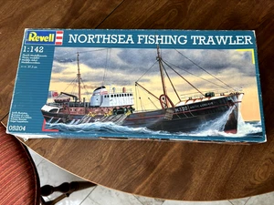 Revell, Northsea Fishing Trawler Modell #05204, Maßstab 1:142, nur Karton & Teile - Bild 1 von 17