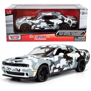 Motormax 79350 1:24 2018 Dodge Challenger Hellcat Widebody Camouflage 2nd Ver. - Picture 1 of 9