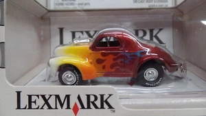 Johnny Lightning LEXMARK 1941 WILLYS rojo con llamas '41 con neumáticos de goma reales RR - Imagen 1 de 3