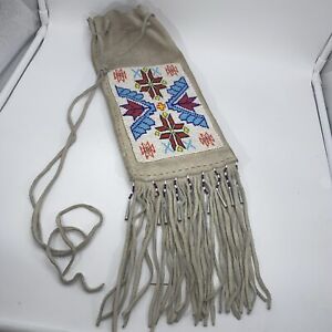 NATIVE AMERICAN BEADED 2 SIDED PIPE BAG, TOBACCO or MEDICINE BAG Great Shape