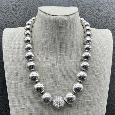 Collar de cuentas graduadas tono plata Alfani bola de cristal pavé declaración 18 pulgadas Foto 1 de 4