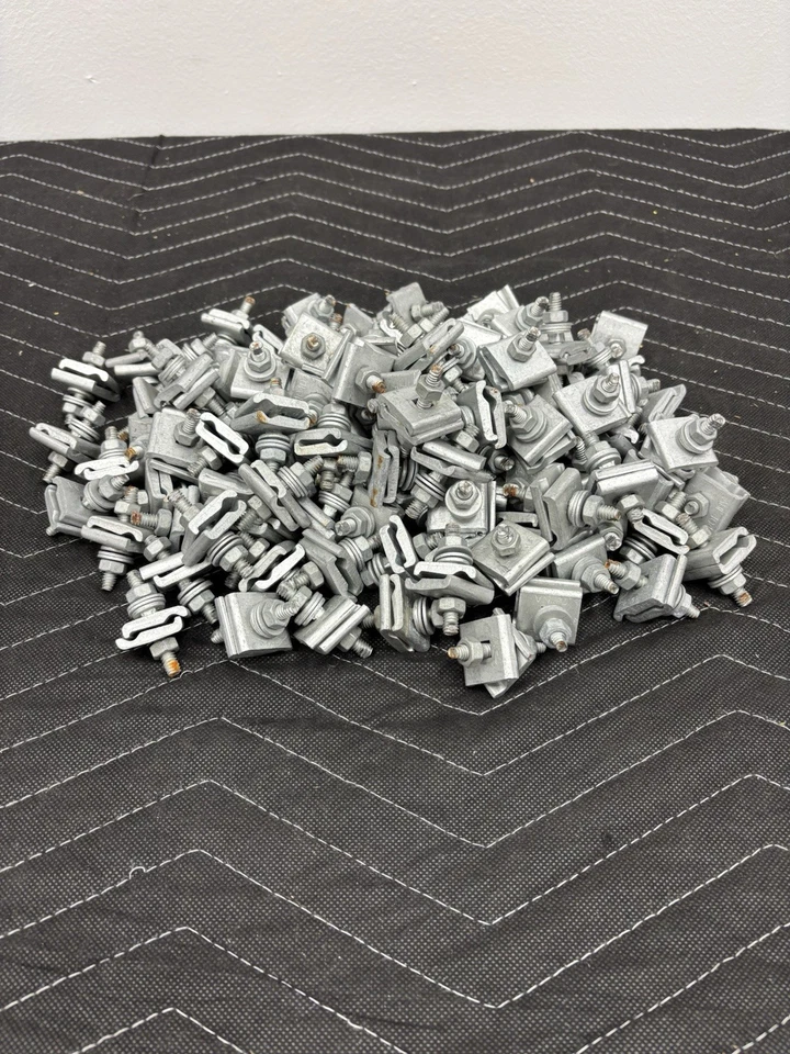 Cantidad 100 - Diamante #26-09015, abrazadera de alambre de amarre de cable "D", "tuerca de error" Foto 1 de 4