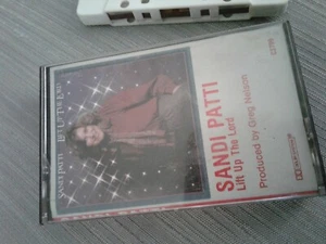 Sandi Patti lift up the Lord Gospel Music Cassette  - Picture 1 of 2