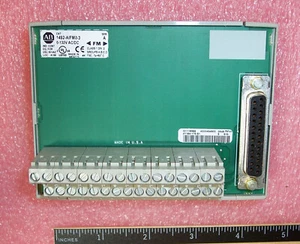 1492-AIFM8-3 ALLEN BRADLEY ANALOGES SCHNITTSTELLENMODUL MIT FESTEN KLEMMENBLÖCKEN DB25 - Bild 1 von 5