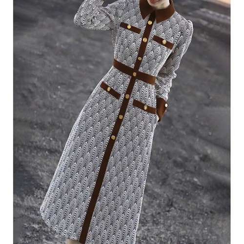 VETEMENTS Abito da festa donna primavera 2025 slim fit manica lunga colletto quadrato linea A