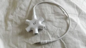 KIT SOUNDS Multi 5 Way Splitter for Headphones WHITE - Picture 1 of 1