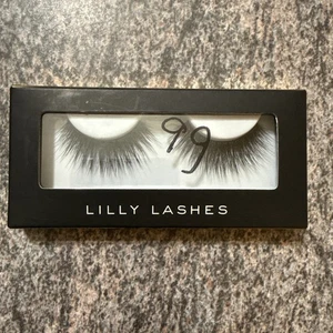 Lilly Lashes BROOKLYN Premium Synthetic Mink Lashes, One Pair - Picture 1 of 3