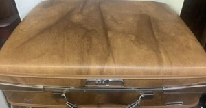 MCM Vintage American Tourister Escort Hard Shell Tan Suitcase  19" x 13" - Picture 1 of 7
