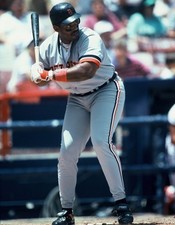 1992 CECIL FIELDER Detroit Tigers BASEBALL ACTION Glossy Photo 8x10 PICTURE WOW!