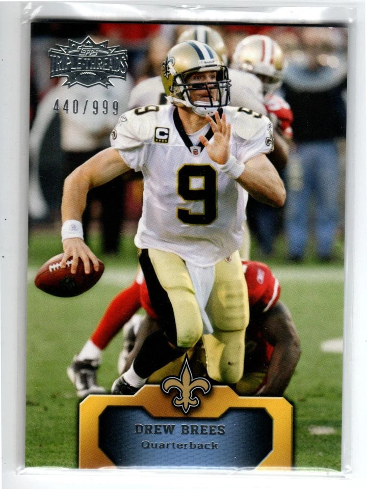2011 Topps Triple Threads #10 Drew Brees /999 (ref 214611) - Image 1 of 1