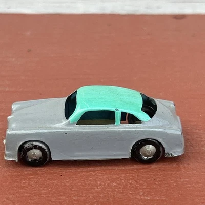 Coche gris vintage de plástico INGAP escala 1:87 #6 hecho en Italia  Foto 1 de 4