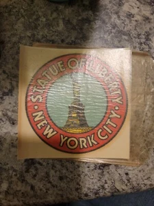 Statue of Liberty Water Decal Vintage 60+ Goldfarb New York Original US Seller - Picture 1 of 1