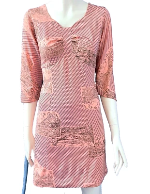 Mini Vestido Vintage Años 70 Rosa Manga 3/4 Groovy GoGo Hecho a Mano Talla 12 Foto 1 de 4