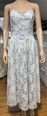 Vestido de graduación vintage sin tirantes años 80 lavanda etiqueta Jessica McClintock talla 6 encaje Foto 1 de 4