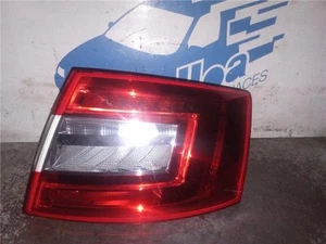 Piloto Trasero Derecho Skoda octavia berlina 5e3 2016 14 style 14 ltr 110 kw 16v - Imagen 1 de 2