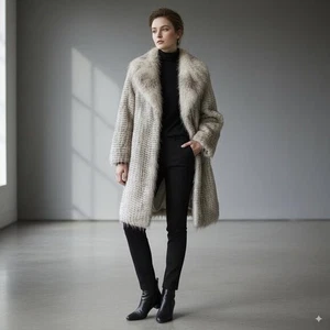 Elliatt Tansy Coat in Grey NWT Size Small Winter - Picture 1 of 10