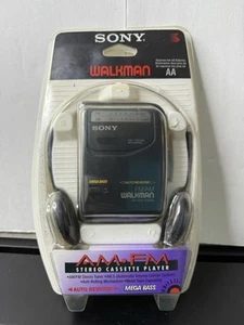 Nuevo Nuevo de Lote Antiguo Raro Difícil de Encontrar Sony Walkman WM-FX303 Portátil Mega Bajo FM/AM Radio Cassette - Imagen 1 de 6