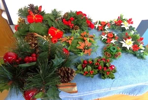 LOTE DE 11 ANILLOS DE VELA DE NAVIDAD VERDE VARIEDAD VINTAGE CON FLORES DE BAYAS - Imagen 1 de 5
