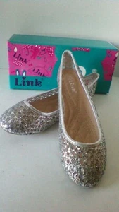 Girl's Kids Glitter Silver Flat Shoes New Size 9 & 3 - Picture 1 of 11