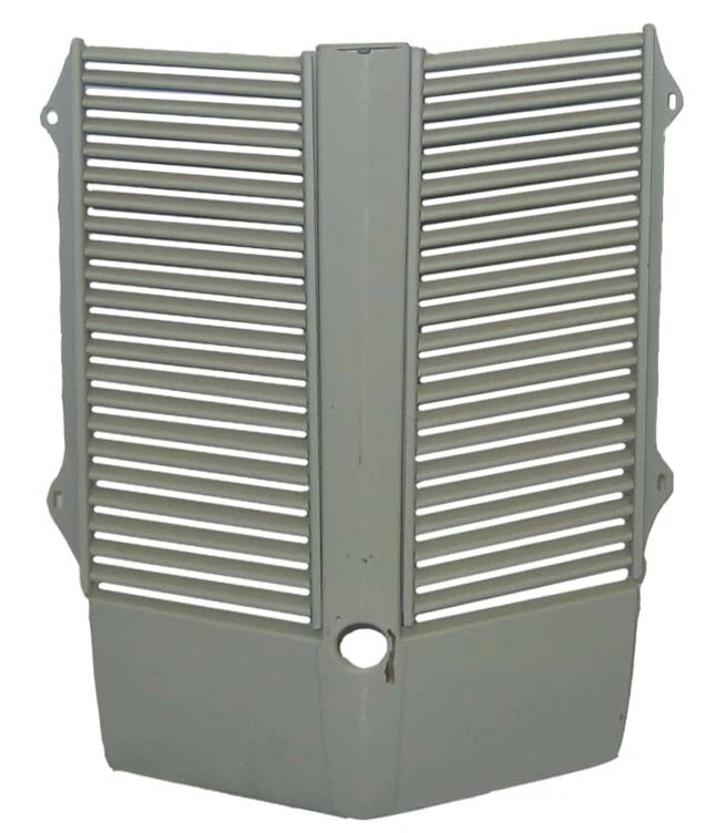 MASSEY FERGUSON® Grill TE20 Front Complete, Ref. Teile Nummer(n): 825635M91 + 825636M9