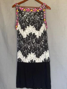 Size 4 CUSTO BARCELONA Black Print Viscose Stretch Bottom Fitted Blouson Dress - Picture 1 of 6