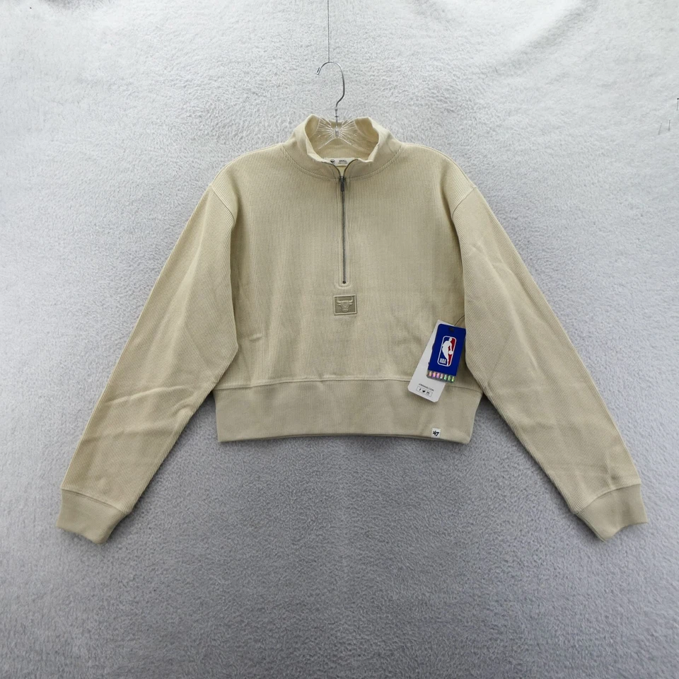 Chicago Bulls 女式小号裁剪运动衫 '47 品牌米色 1/2 拉链罗纹 Cro — 第 1/4 张图片