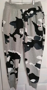 Herren Champion Reverse Weave Jogginghose Camouflage - XL - Bild 1 von 7