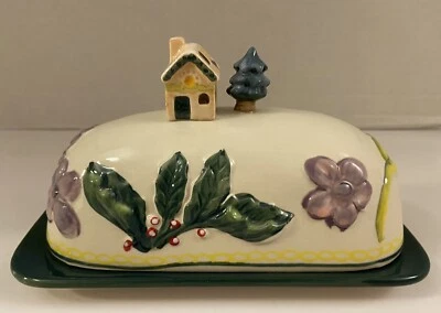 ¡NUEVO! Nathalie Lete - Anthropologie - Plato de mantequilla de Navidad - Casa y pino Foto 1 de 4