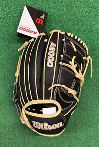 2021 Wilson A2000 B2 12" Pitchers / Utility Baseball Glove - WBW10010012